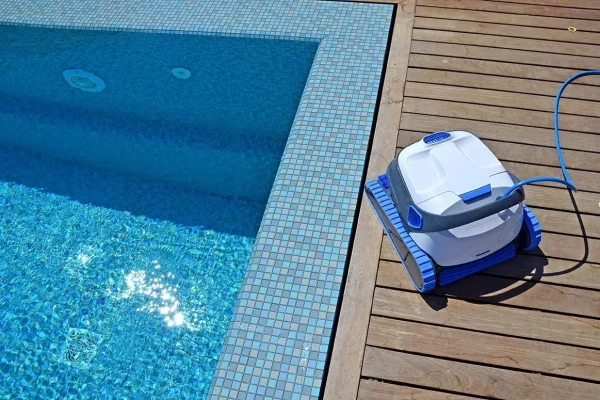 Robot piscine Maytronics Dolphin Nord Pas-de-Calais